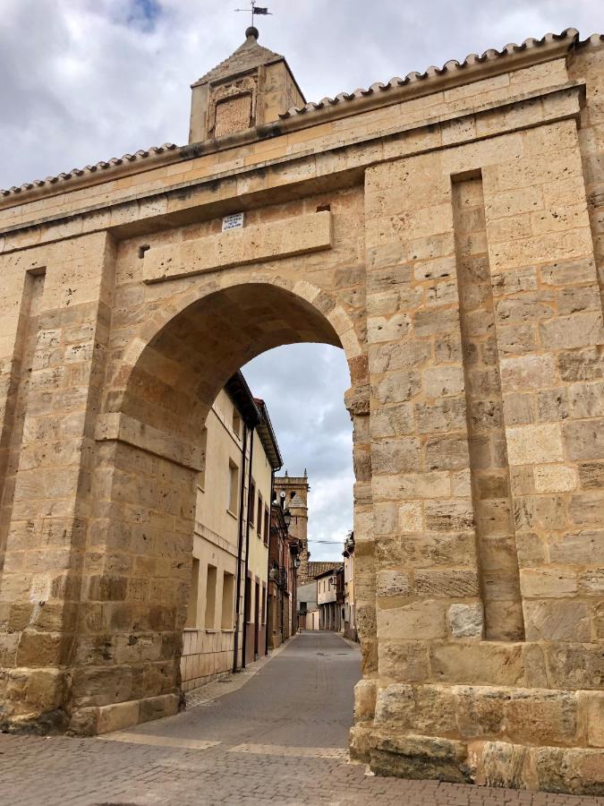 Apartamentos Ribera Del Duero Las Escuelas Vadocondes Ngoại thất bức ảnh