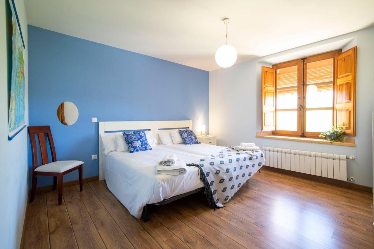 Apartamentos Ribera Del Duero Las Escuelas Vadocondes Ngoại thất bức ảnh